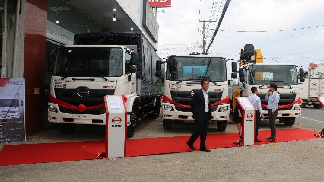 DAI PHAT TIN DEALER HELD THE LAUNCHING EVENT OF HINO NEW TRUCK LINE UP MEET EURO 4 STANDARD