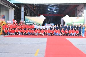 HINO NGOC THANH BENTRE DEALER HELD THE LAUNCHING CEREMONY OF HINO EURO5 TRUCKS AND CUSTOMER APPRECIATION EVENT