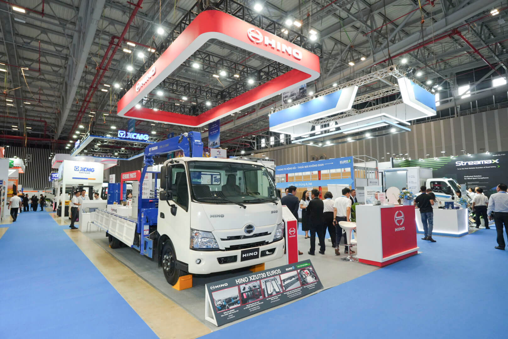 Gian hàng nổi bật của Hino Motors Việt Nam tại VILOG 2026